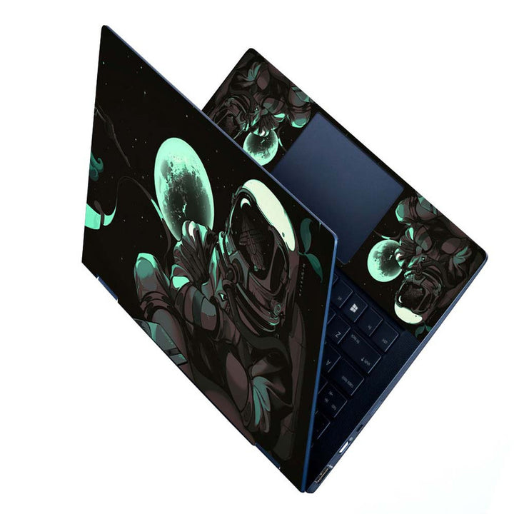 Full Panel Laptop Skin - Among Astronaut