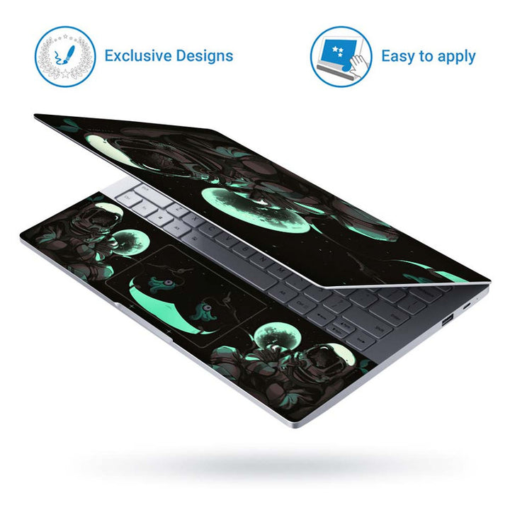 Full Panel Laptop Skin - Among Astronaut