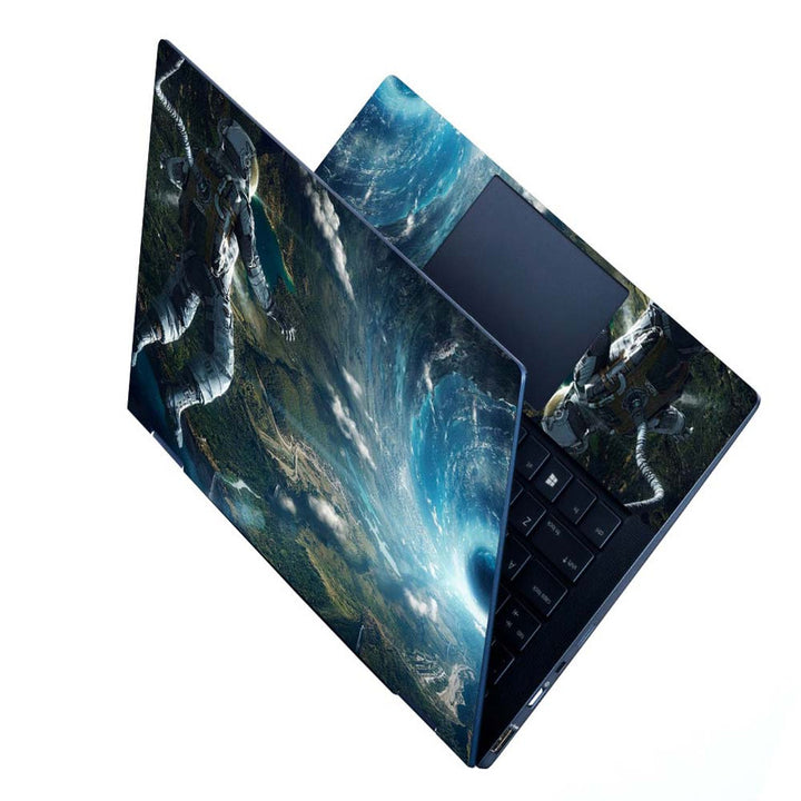 Full Panel Laptop Skin - Astronaut Landing on Earth