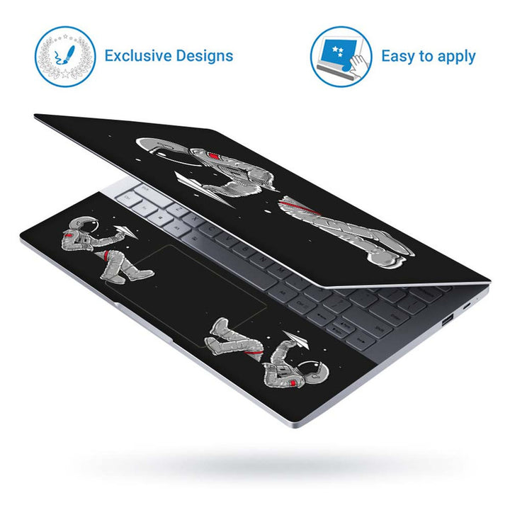 Full Panel Laptop Skin - Astronaut Paper Plane